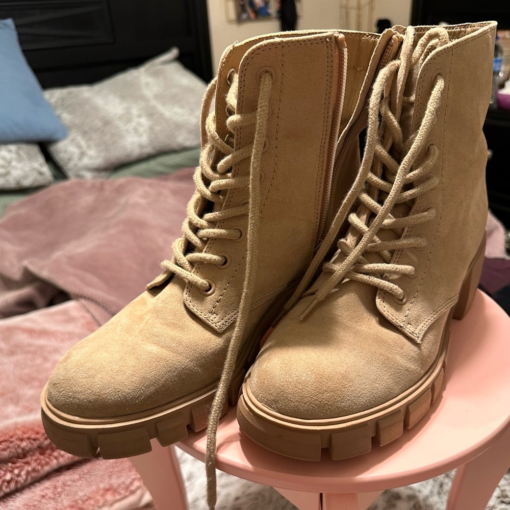 Tan Lace-Up Women's Boots